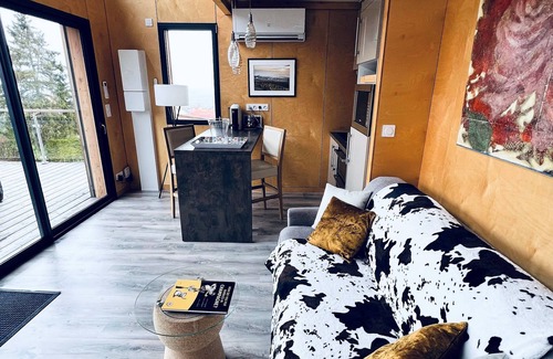 Chigny-les-Roses Ski Chalet | Discover Your Stay in a Champagne Wine Village Retreat