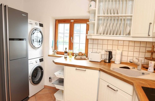 Bad Wiessee Apartment | Stylish Apartment Maximilian: Oceanfront Retreat at Tegernsee