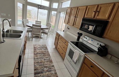 Canyon Ridge West House | Your Ultimate Getaway: Golf Course Retreat in Surprise!