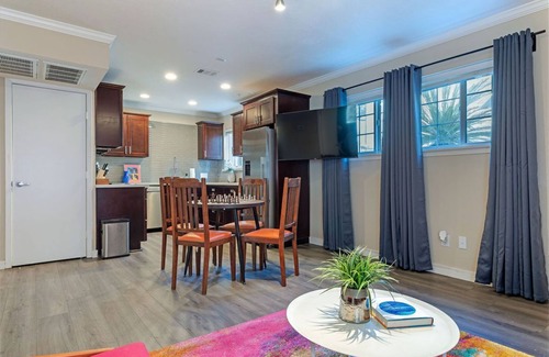 South Central Houston Apartment | Your TMC Flats: Perfect for Family Gatherings & Relaxation