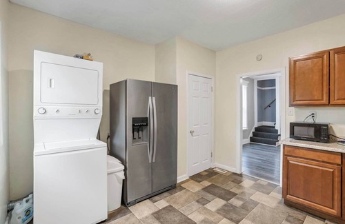 West Columbus Apartment | Your West Side Hideaway