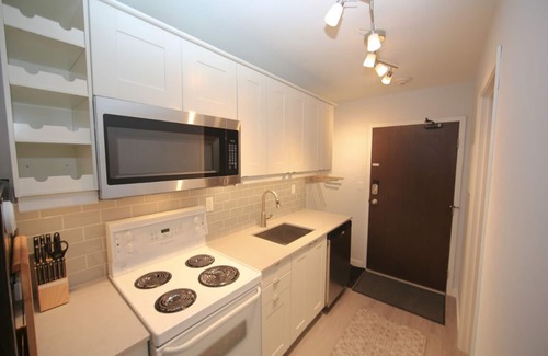 Whistler Creekside Condo | Your Ideal Whistler Getaway: Steps to the Lift & Amenities