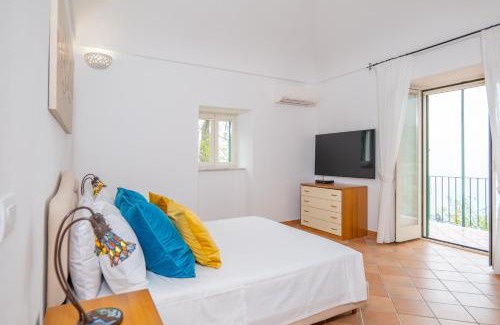 Montepertuso House | Family-Friendly Retreat at Casa Moscatelli - Just Steps Away!