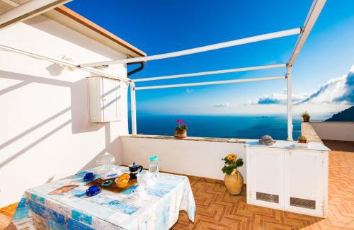 Montepertuso House | Family-Friendly Stay at YourHome - Casa Sansone Positano