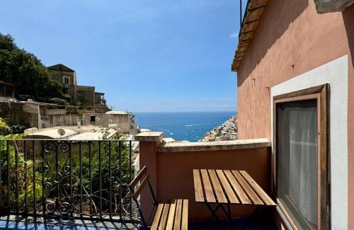 Liparlati Apartment | Guest Rated 10/10 at YourHome - Casa Silvanella