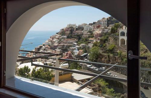 Liparlati Apartment | Oceanfront Bliss at YourHome - H2O Marina Apt with Views