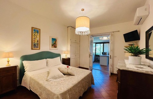 Montepertuso House | Discover YourHome - Iolanda House in Beautiful Positano