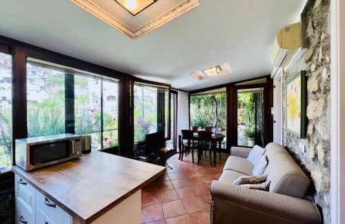Montepertuso House | Discover YourHome at Maison Iolanda in Beautiful Positano