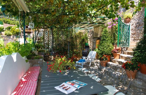 Montepertuso House | Villa Iolanda: Cozy Family Retreat in Positano