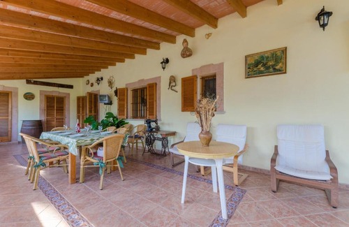 Lloseta House | Relax at YourHouse Els Niguls - 4-Star Family Oasis