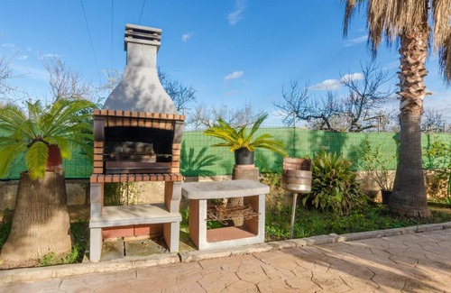 Lloseta House | Relax at YourHouse Els Niguls - 4-Star Family Oasis