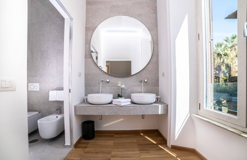 Rione XVI Ludovisi House | Accessible Comfort at Youroom Abruzzi - Rated 9.4/10
