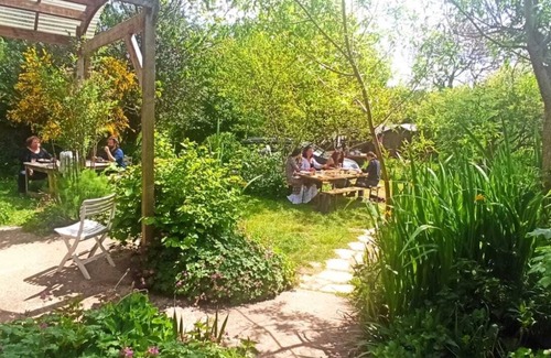 Plufur Cabin | Eco-Friendly Stay at Yourte Écolieu Near the Sea