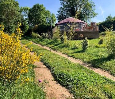 Saint-Beauzely House | Relaxing Yourte for 2-4 with Spa & Pet-Friendly Amenities