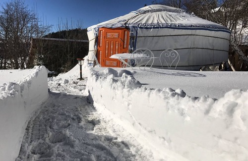 Saint-Antheme RV Rental | Pet-Friendly Yourte Supérieur with Breakfast Included