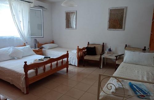 Khartata House | Guest Rated 10/10: Yria Suite in Beautiful Zakynthos