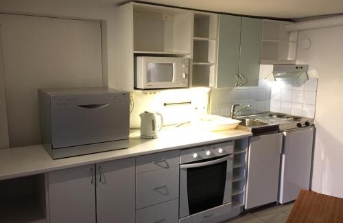 Oulu Apartment | Cozy Yrjänäntie Home Apartment – Pet and Child Friendly Stay
