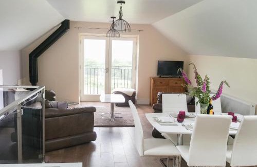 Boncath House | Discover Ysgubor - The Barn: Pet Friendly 5-Star Retreat