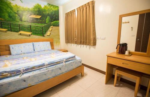 Xiaoliuqiu House | Oceanfront Yu Jing 6.8 with Breakfast & Great Reviews