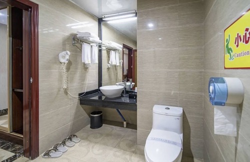 Changzhou District Hotel | Family-Friendly Retreat at YUAN FENG HOTEL Awaits You