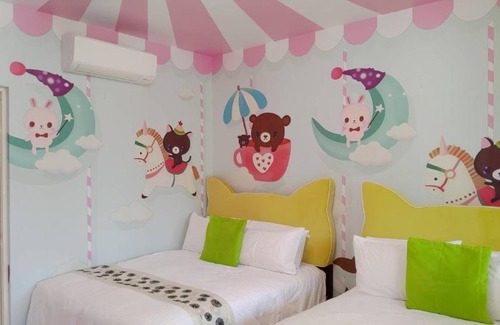 Shoufeng House | Discover Yuan Qiwu Homestay: Family-Friendly Getaway