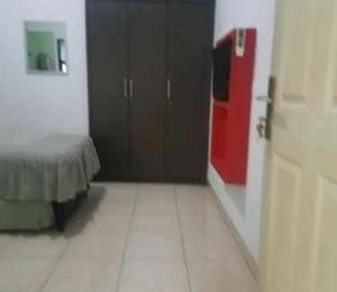 Gedongtataan House | Family-Friendly Stay at Yudi Kios Burung Hotel