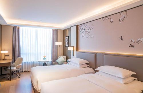 Yuexiu Hotel | Discover Yuexiu Hotel Guangzhou: Premier Stay with Pool Access