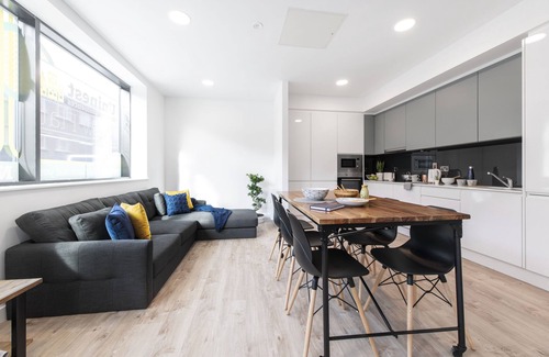 Phibsborough Hotel | Accessible Highfield Park Student Accommodation Awaits You