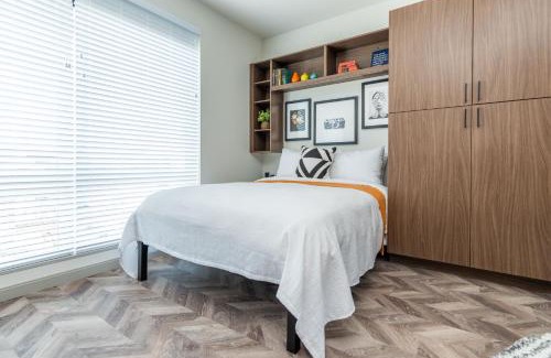 Urbana Hotel | Yugo Guest Suites: Pet-Friendly Comfort Near Attractions