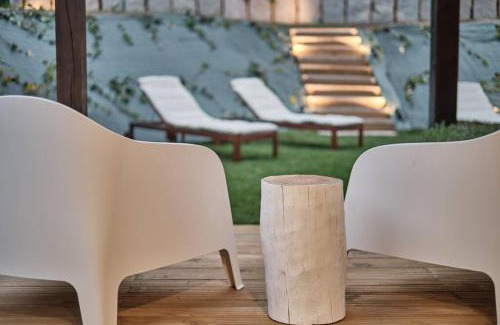 Mino House | Pet-Friendly Yuhom: Experience Unique Comfort in Xacedos 5