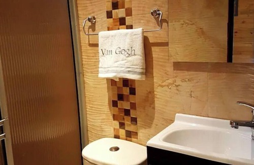 Aquitania Cabin | Inviting Yukatan Cabins & Van Gogh House near Lake Tota