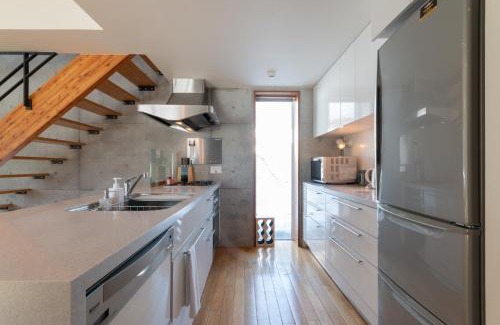 Hirafu House | Discover Yuki Ten by H2 Life - Family-Friendly Retreat