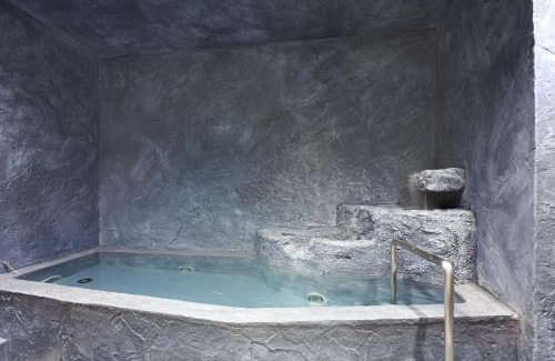 Aizuwakamatsu Hotel | Inviting Stay at Yukkura Inn with Hot Tub & Accessibility