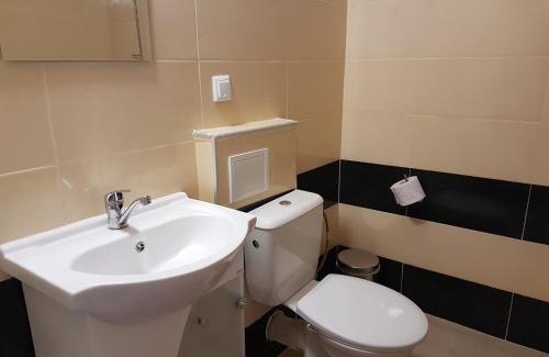 Sapareva Banya House | Yuliya Guest House: Family-Friendly Stay with Great Amenities