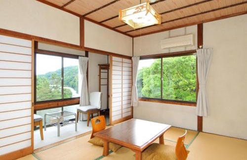 Geisei-mura Hotel | Relaxing Retreat at Yumeno Onsen with Hot Tub Access