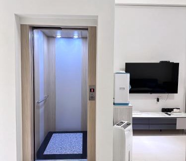 Dongshan House | Guest Rated: Yun B&B with Family-Friendly Amenities