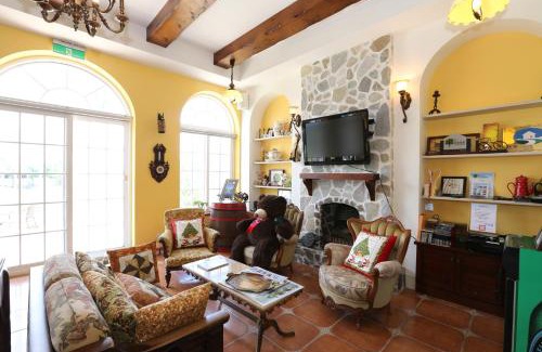 Shoufeng Bed & Breakfast | Relaxing Retreat at Yun Shan Shuei Villa with Hot Tub