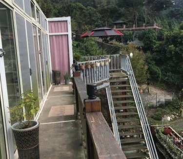 Sanyi House | Oceanfront Relaxation at Yun Ting Orchid Garden Hotel