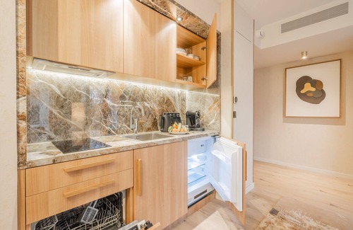 Quartier de la Plaine-de-Monceaux Apartment | Premier Stay at Yuna Porte Maillot - ApartHotel, 4-Star Comfort
