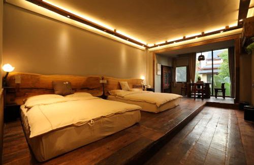 Jinghong House | Family-Friendly Stay at Yunlu Lianxin Guesthouse, 4-Star Rated