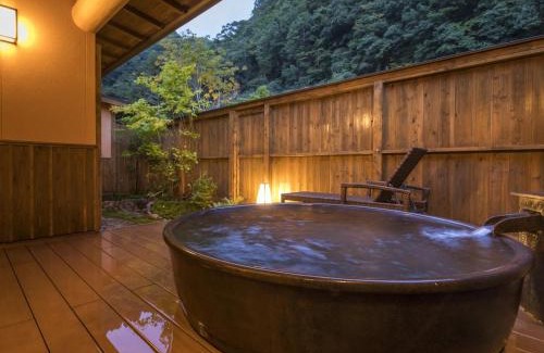 Totsukawa Hotel | Indulge at Yunotani Senkei: 5-Star Spa Retreat Awaits