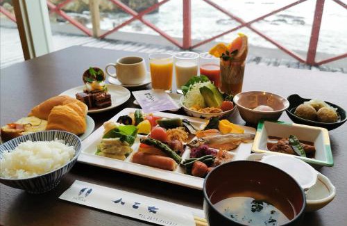 Tsuruoka Hotel | Experience Comfort at Yura Onsen Yaotome with Ocean Views