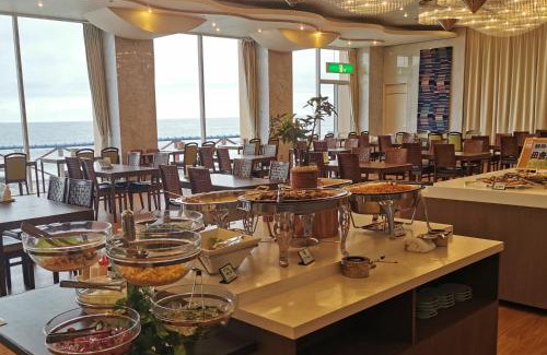 Tsuruoka Hotel | Experience Comfort at Yura Onsen Yaotome with Ocean Views