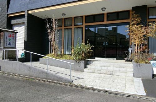 Miyazaki Hotel | Explore Yurakuan Miyazaki: Family-Friendly Retreat!