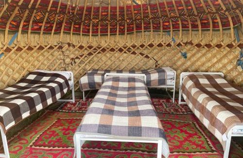 Naryn Region Cabin | Relaxing Yurt Camp Erlan at Scenic Song Kol Lake