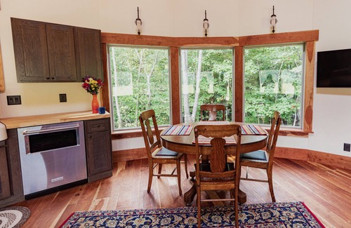Stockwell Cabin | Exceptional Yurt-Inspired Cabin at The Queen & I Homestead