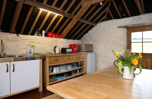 Lanteglos Cabin | Unique Yurts Experience at Tremeer Farm in Cornwall