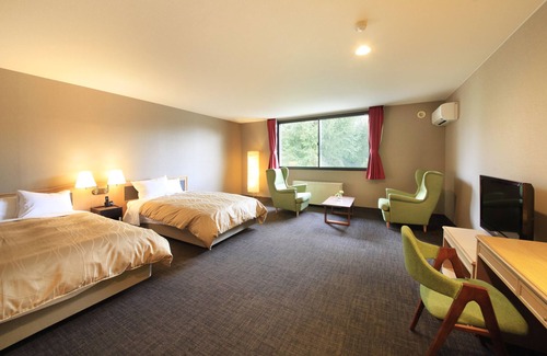 Kitasaku-gun Hotel | Inviting Yutorelo Karuizawa Hotel with Pool and Spa