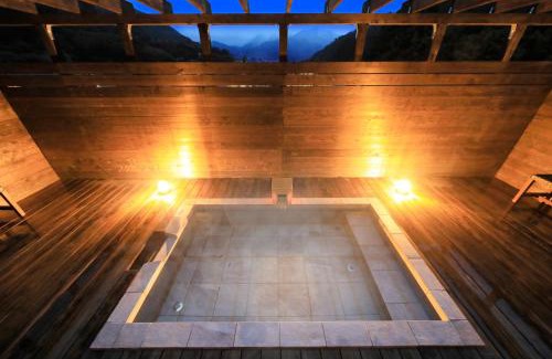 Hikimikyo Onsen Hotel | Relax at Yutorelo Tsuwano with Hot Tub Access