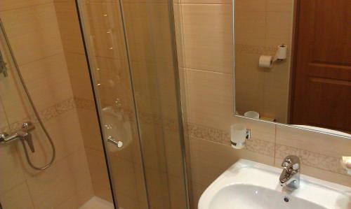 Jasienow Apartment | Discover Yuzhniy Dvorik: Family-Friendly Stay with Breakfast